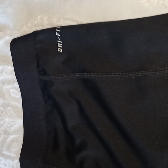 Nike Dri fit leggings medium - Picture 5 of 5